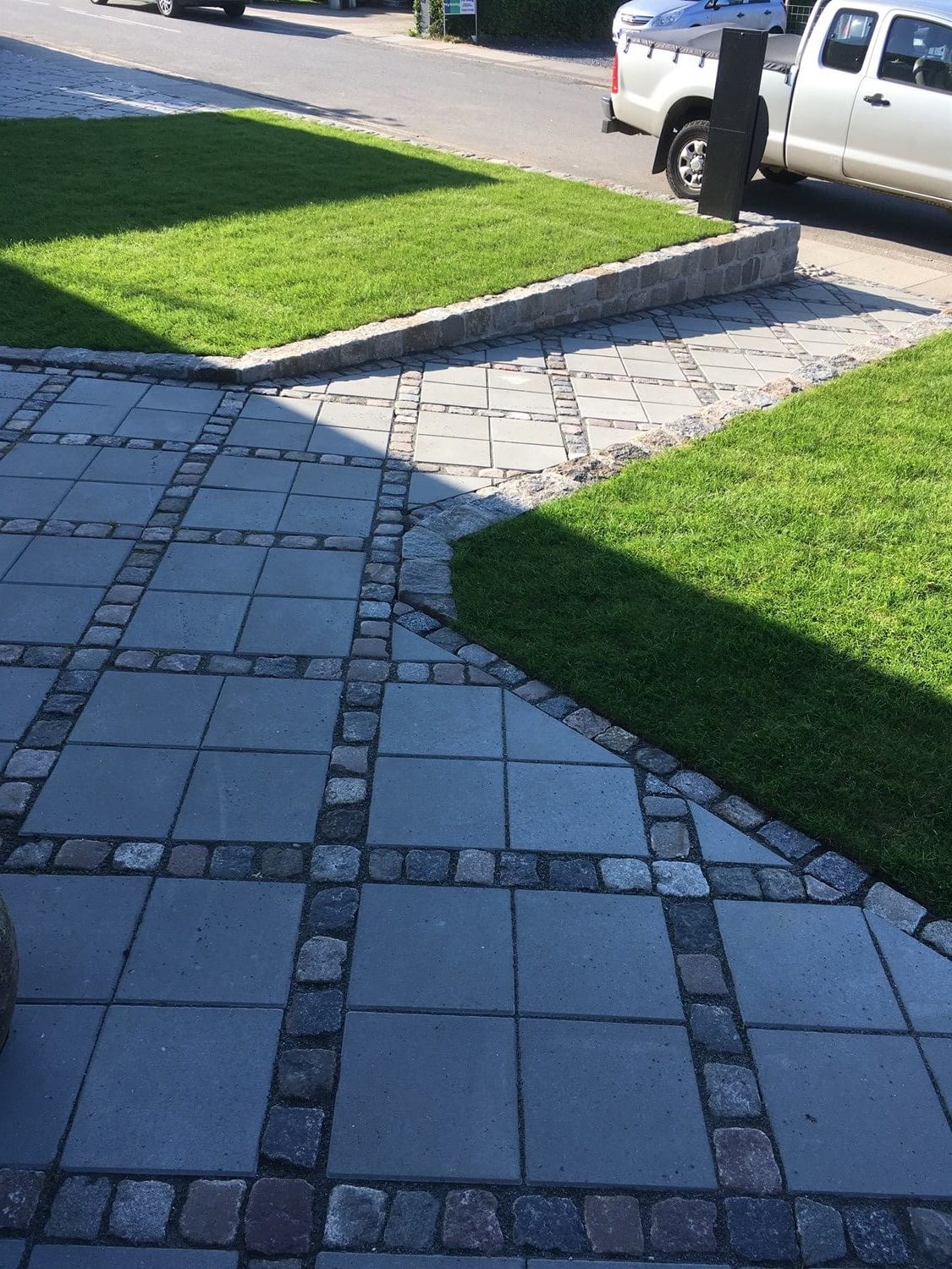 Belægning i forhave